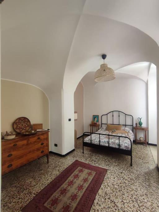 Апартаменты Casa Marcellino - Centro Storico Генуя Экстерьер фото